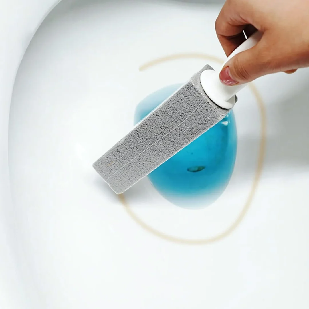 Alternative view of Piedra antisarro WC